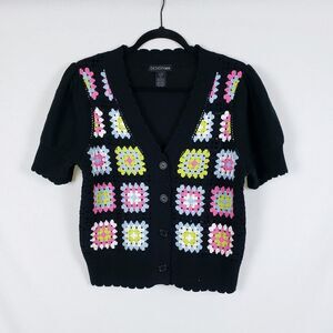 DESIGN365 Granny Square Crochet Cardigan Womens M Short Sleeve Retro Indie Black